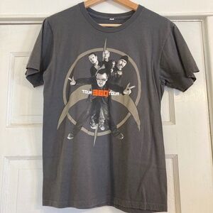 U2 360 Tour T-Shirt Size M Awesome Condition
